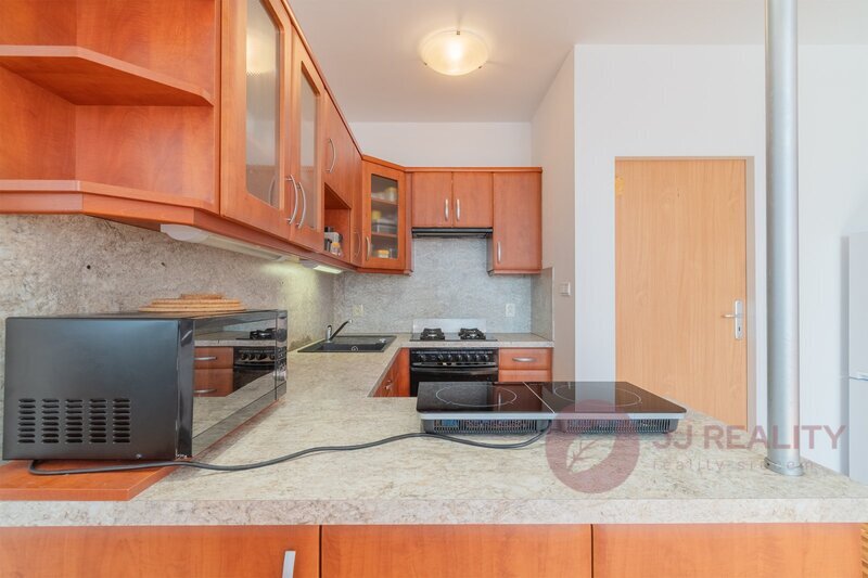 Krásný byt 2+kk v Tymákově