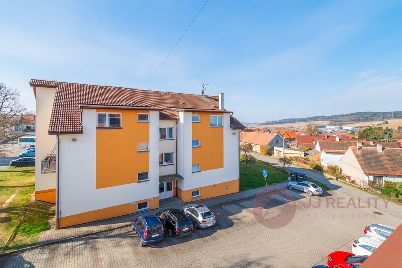 Krásný byt 2+kk v Tymákově