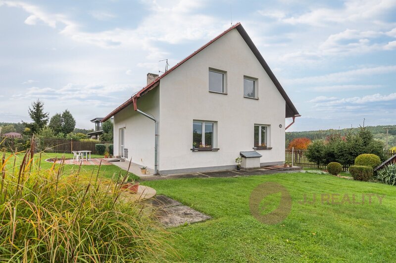 Samostatný pěkný rodinný dům