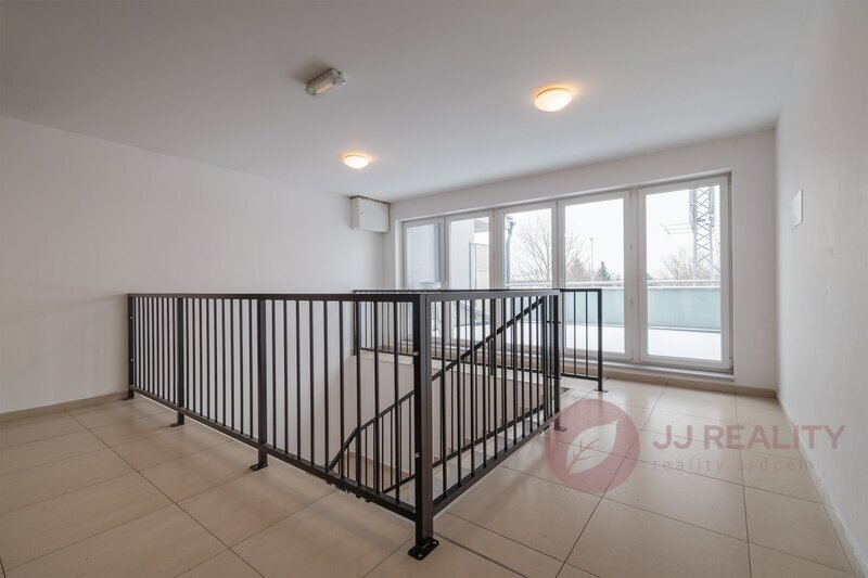 Prostorný byt 2+kk s terasou