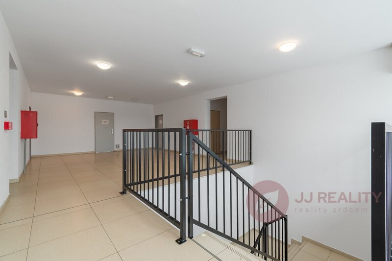 Prostorný byt 2+kk s terasou