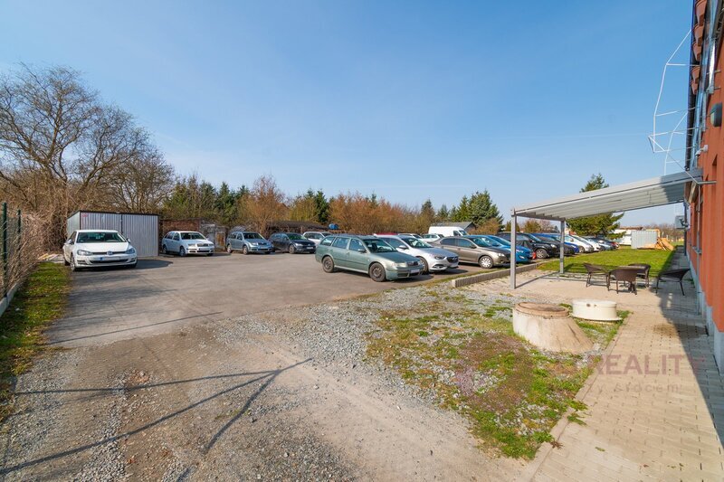 Prostorný byt 2+kk s terasou