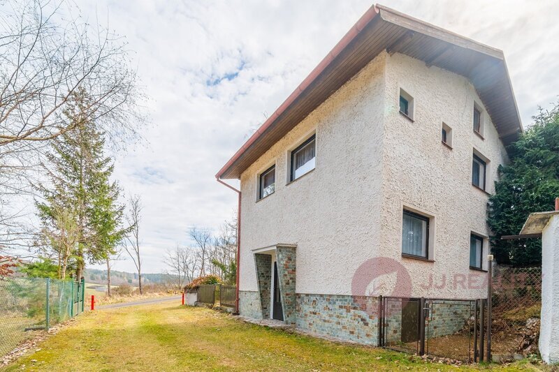 Pěkná a útulná chata 4+1 Těchonice