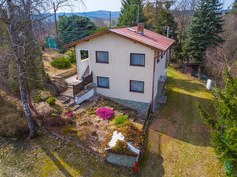 Pěkná a útulná chata 4+1 Těchonice