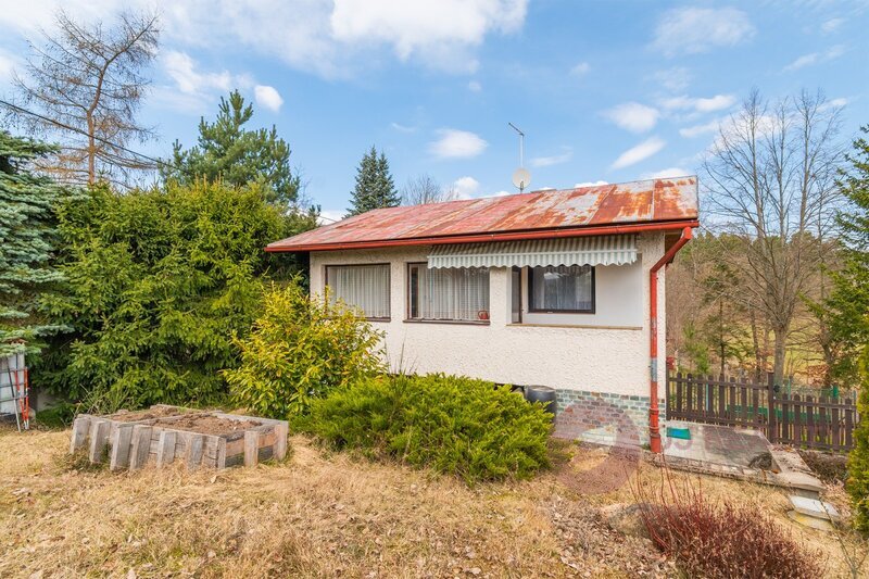 Pěkná a útulná chata 4+1 Těchonice