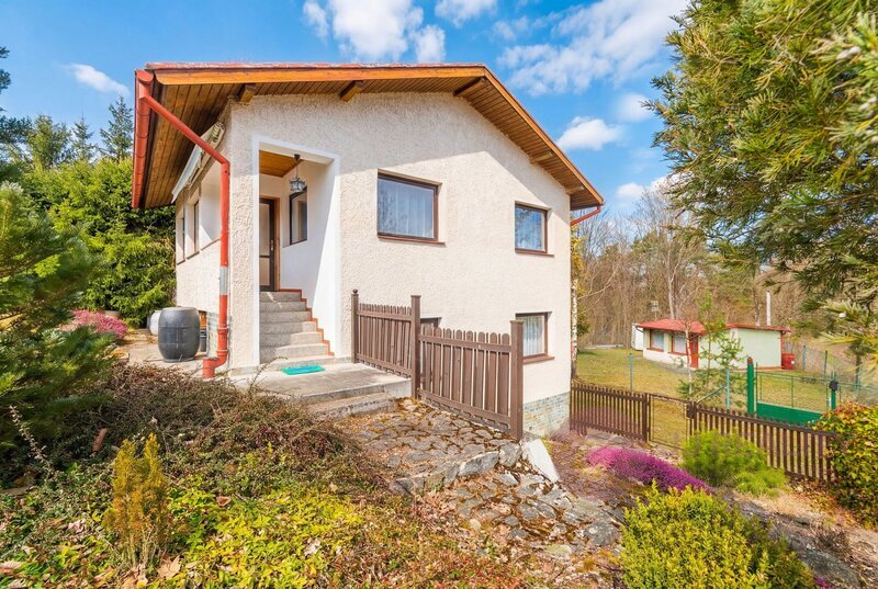 Pěkná a útulná chata 4+1 Těchonice