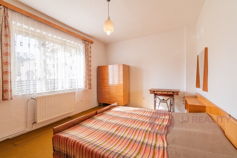 Rodinný dům k rekonstrukci Ejpovice