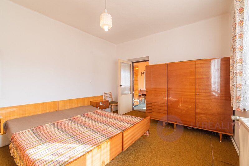 Rodinný dům k rekonstrukci Ejpovice