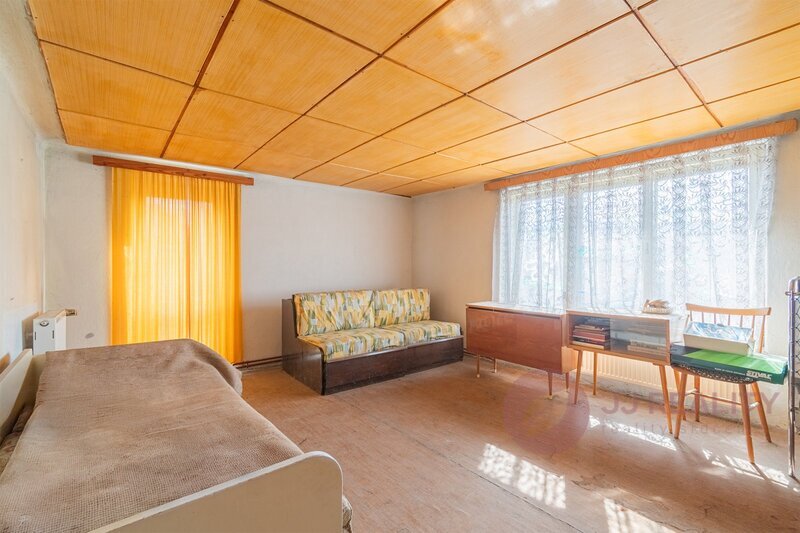 Rodinný dům k rekonstrukci Ejpovice