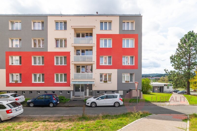 Velmi pěkný byt 2+1 v Nepomuku